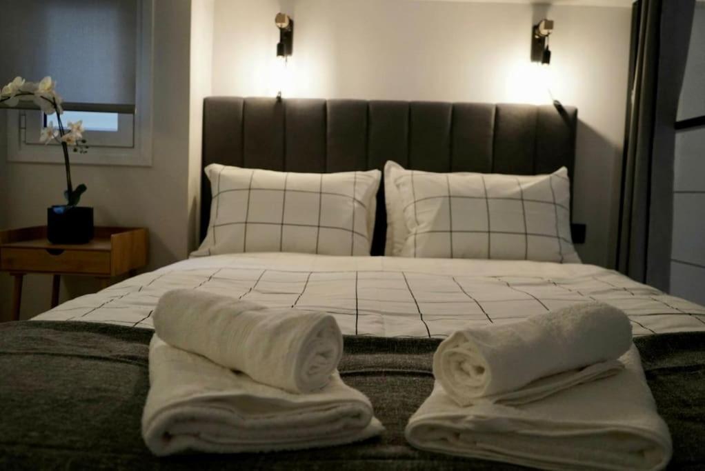 Cosy Loft Leilighet Pátra Eksteriør bilde