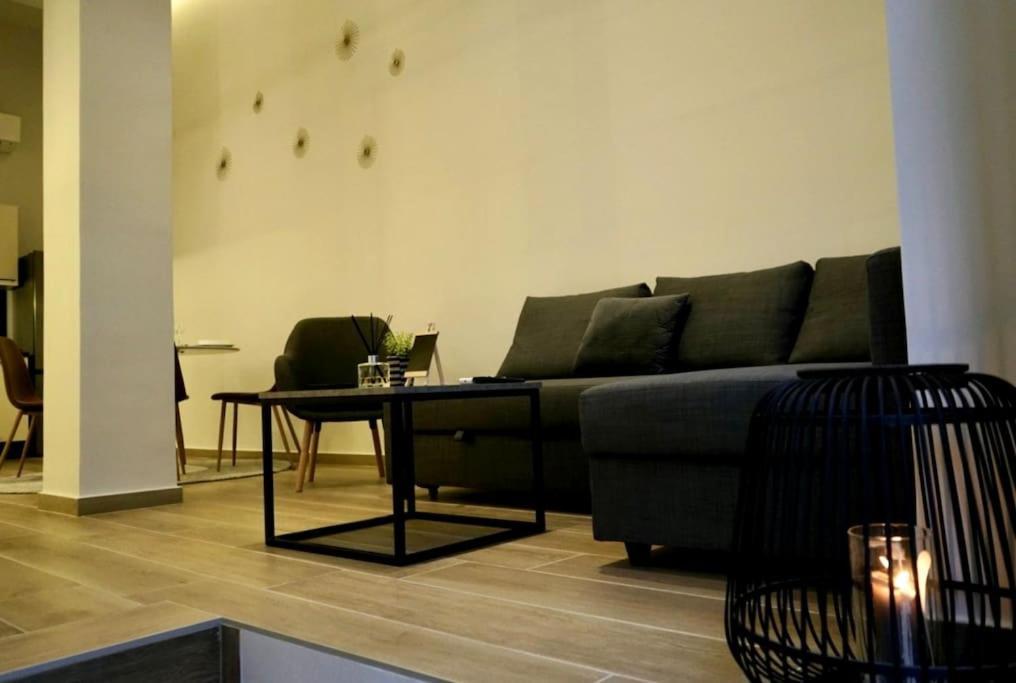 Cosy Loft Leilighet Pátra Eksteriør bilde