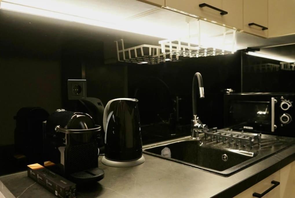 Cosy Loft Leilighet Pátra Eksteriør bilde