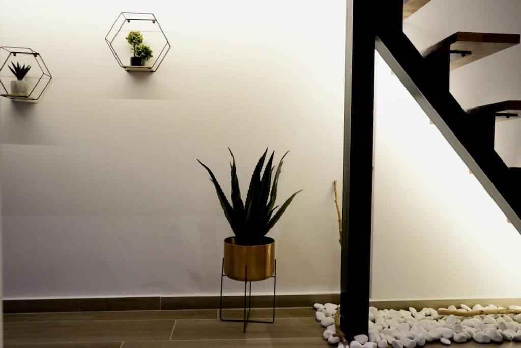 Cosy Loft Leilighet Pátra Eksteriør bilde